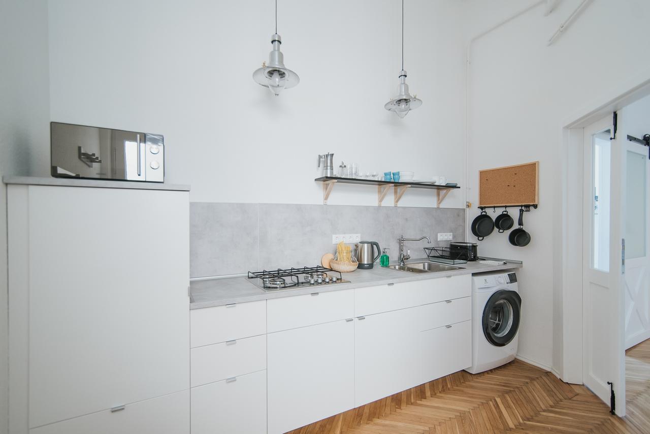 Lizmary'S Wonderland Apartamento Budapeste Exterior foto